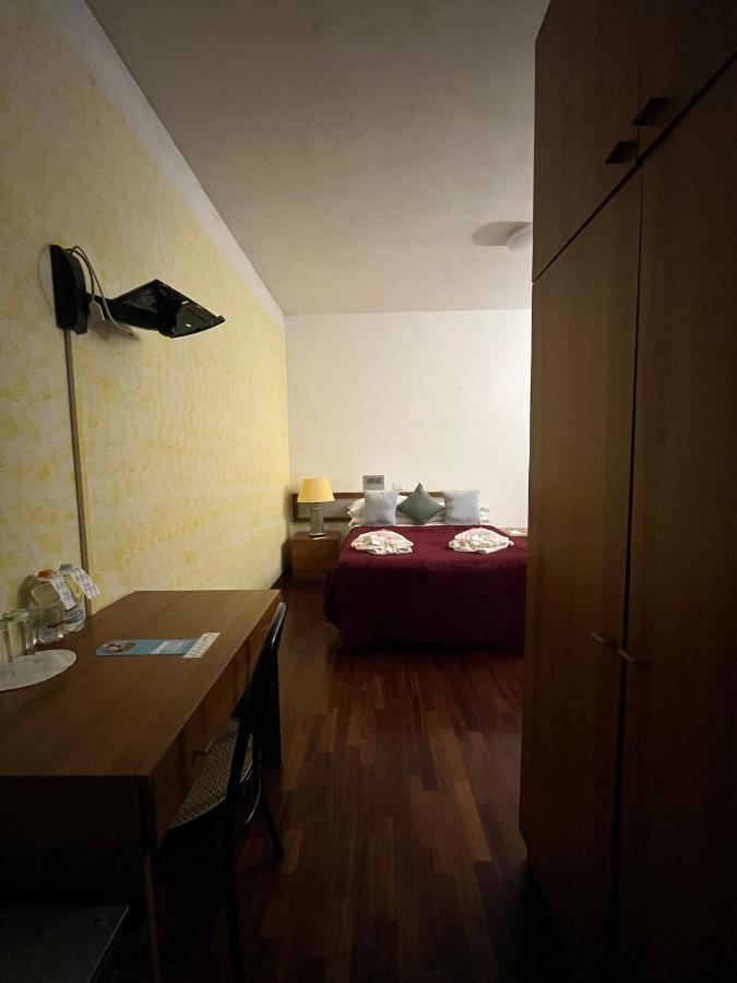 Hotel Cristallo Gran Sasso LʼAquila Esterno foto