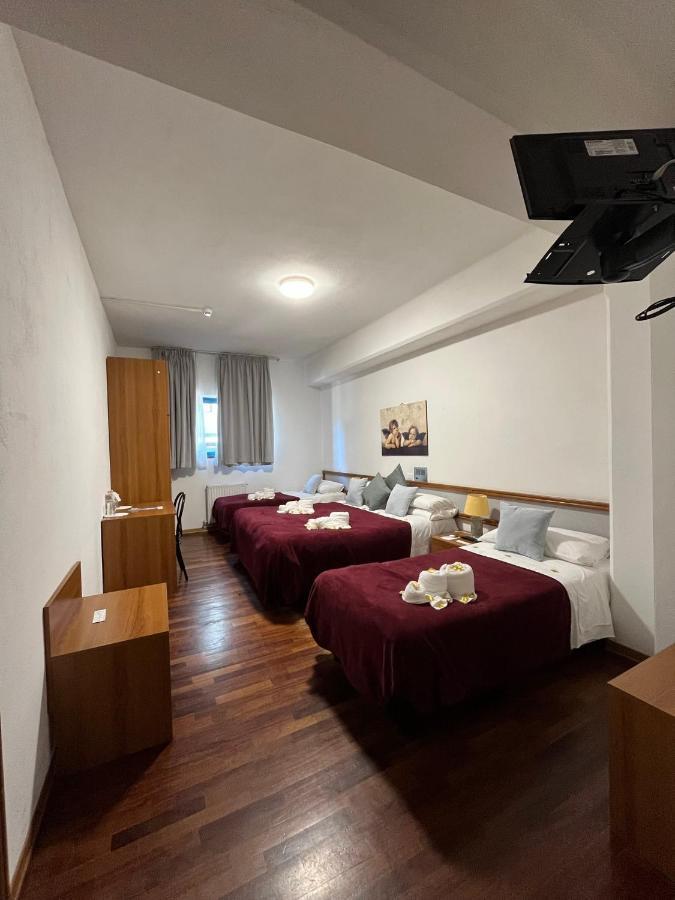 Hotel Cristallo Gran Sasso LʼAquila Esterno foto