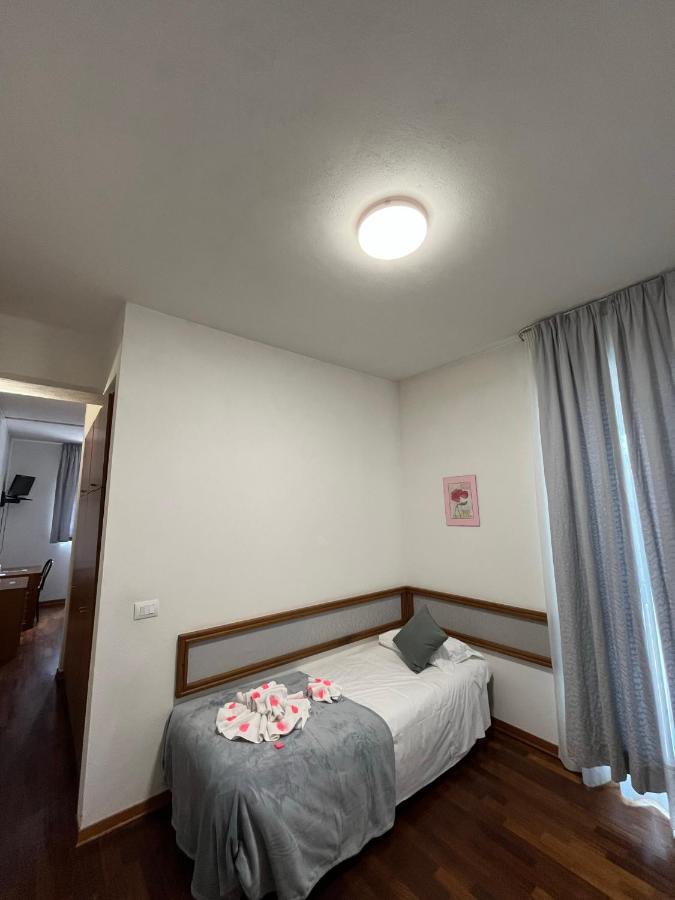 Hotel Cristallo Gran Sasso LʼAquila Esterno foto