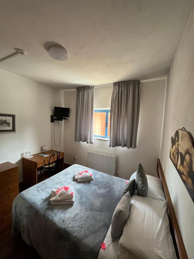 Hotel Cristallo Gran Sasso LʼAquila Esterno foto